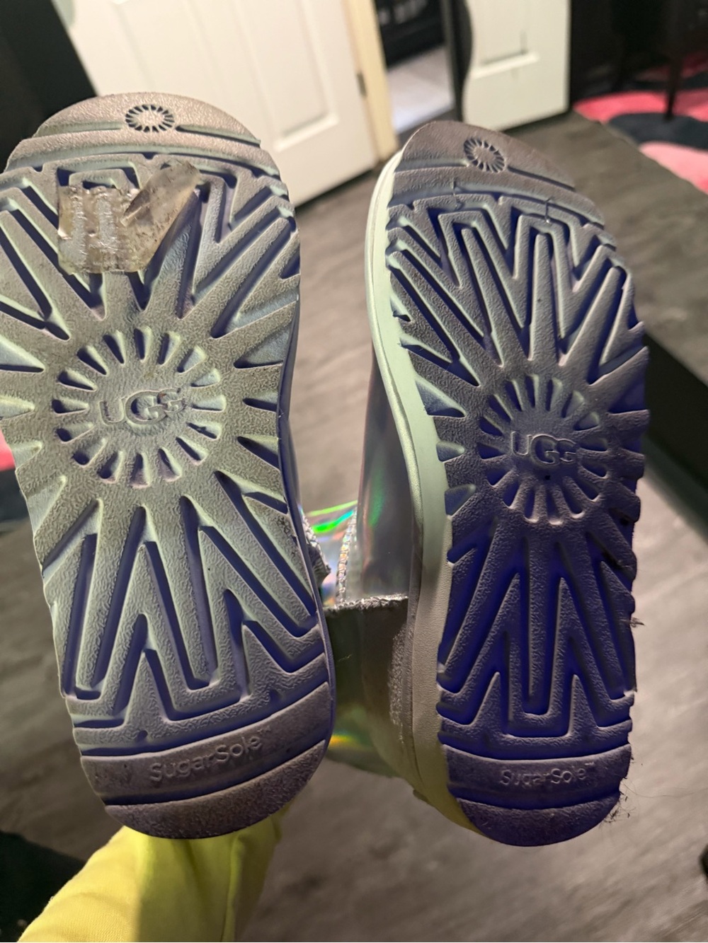 UGG Kids Iridescent Holographic Boots - Silver/Purple Sole - Picture 5 of 5